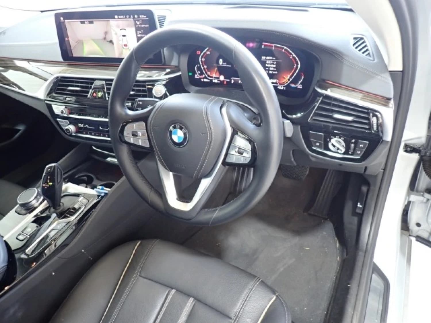 BMW 5 series - фото 2
