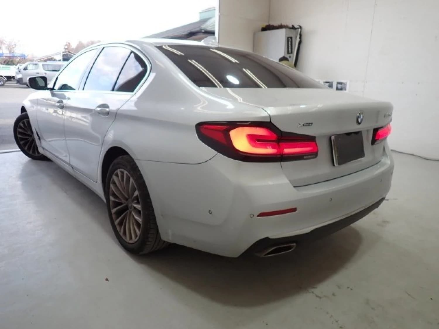 BMW 5 series - фото 8