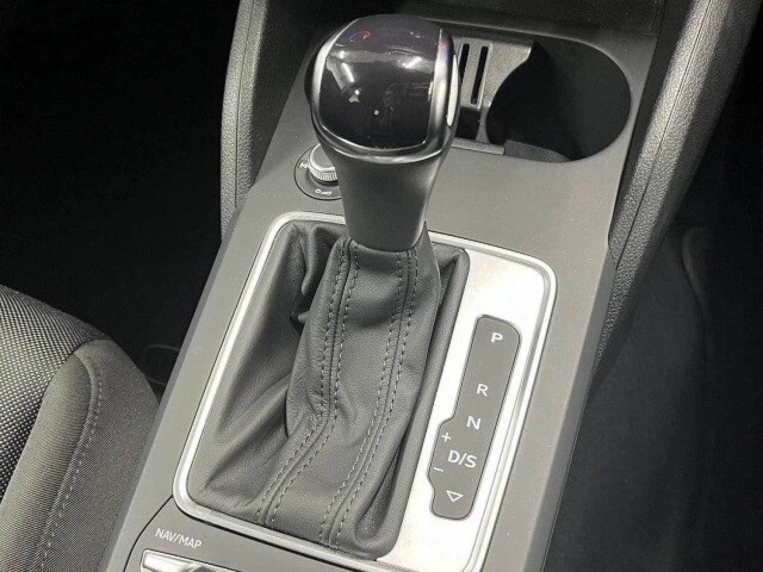 Audi Q2 TDI Advanced Turbo - фото 23