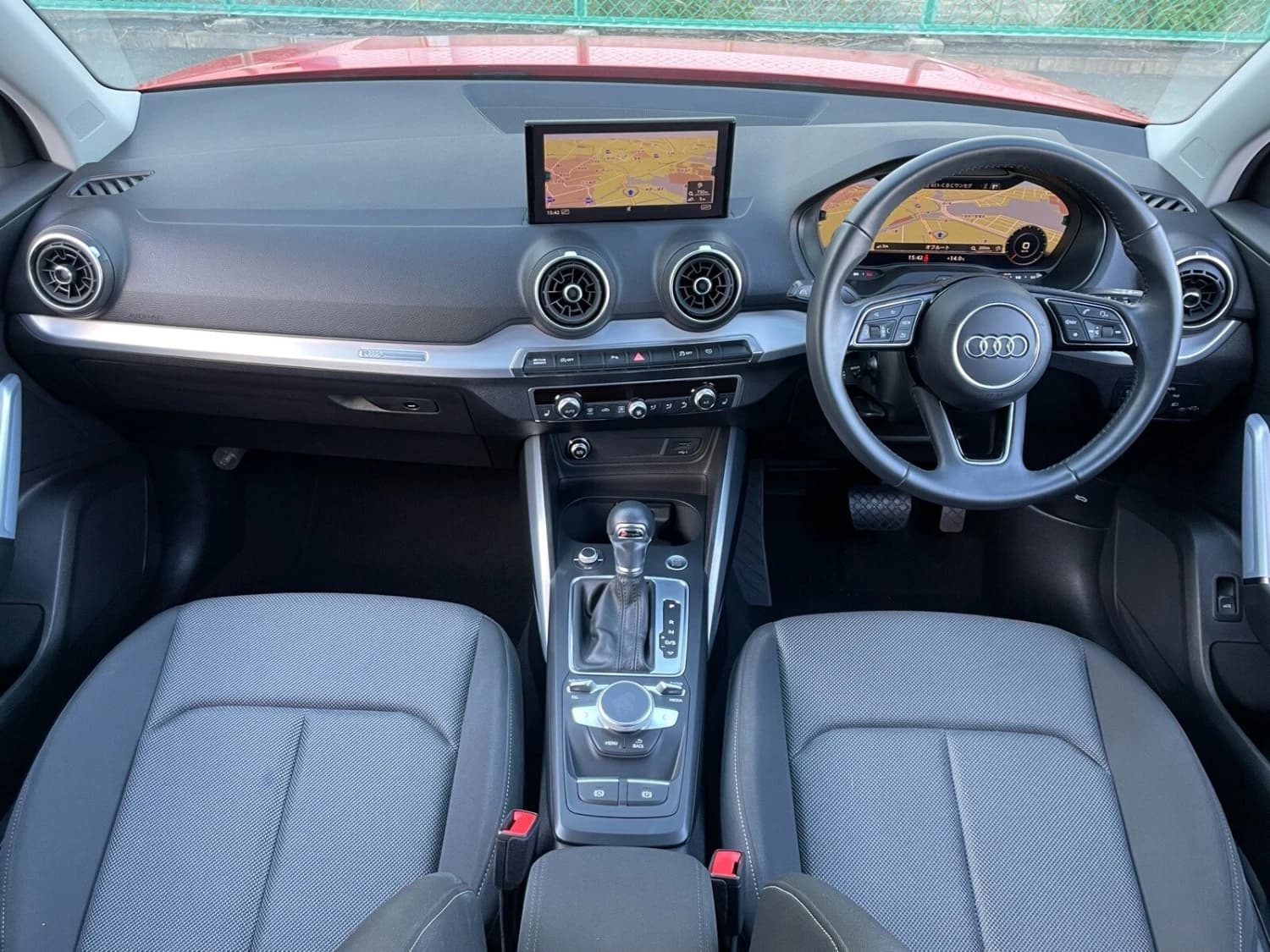 Audi Q2 TDI Sport Turbo - фото 2