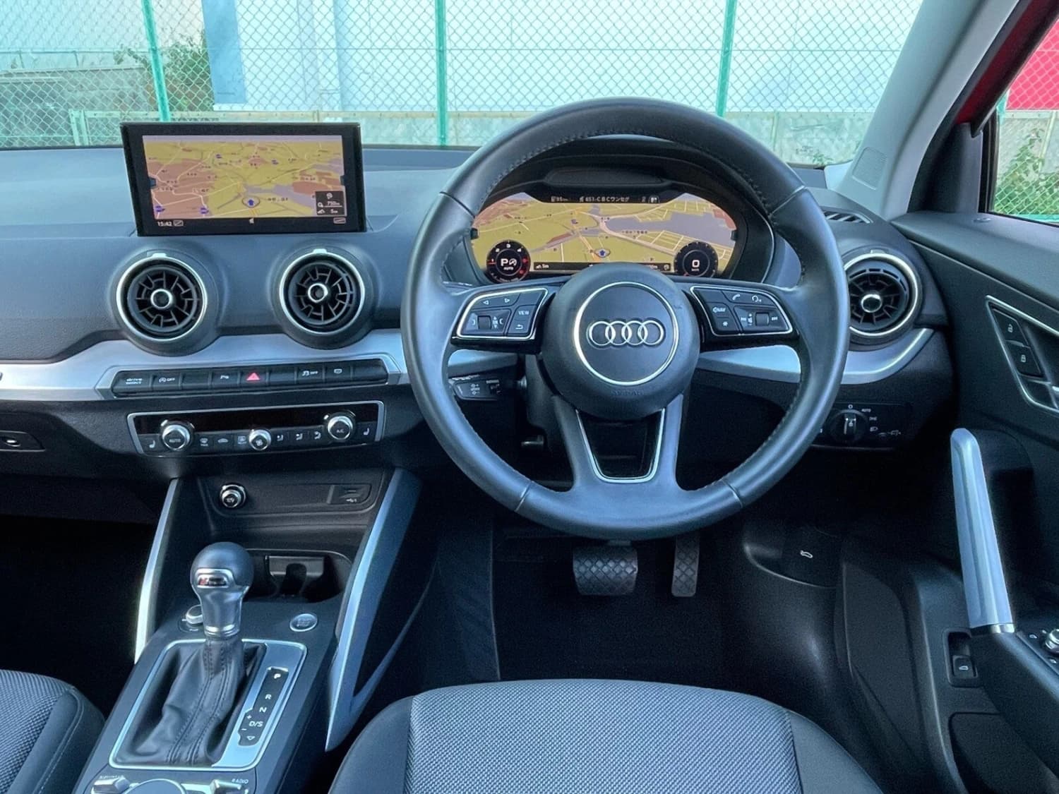 Audi Q2 TDI Sport Turbo - фото 12