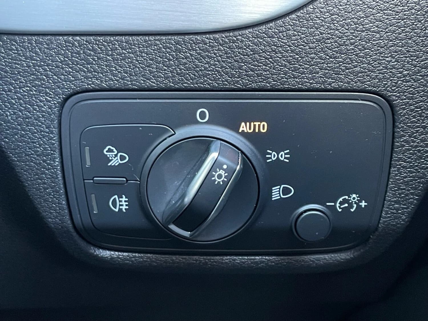 Audi Q2 TDI Sport Turbo - фото 26