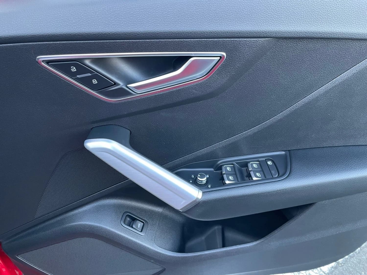 Audi Q2 TDI Sport Turbo - фото 30