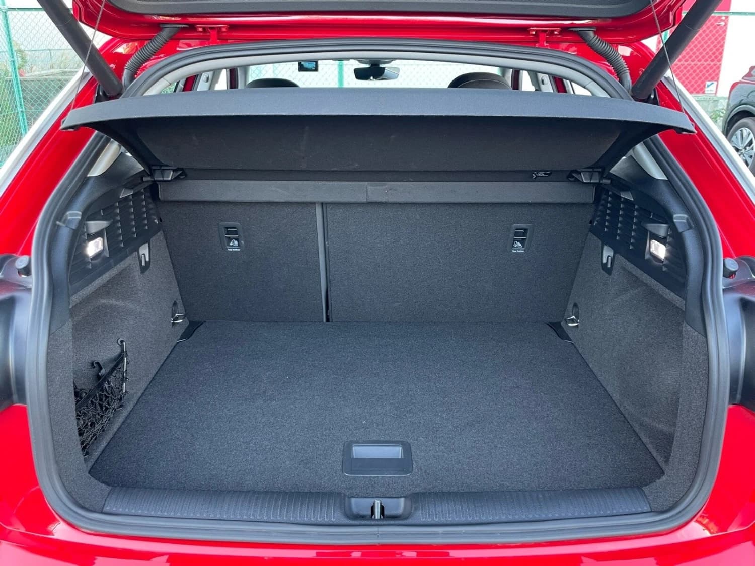 Audi Q2 TDI Sport Turbo - фото 34