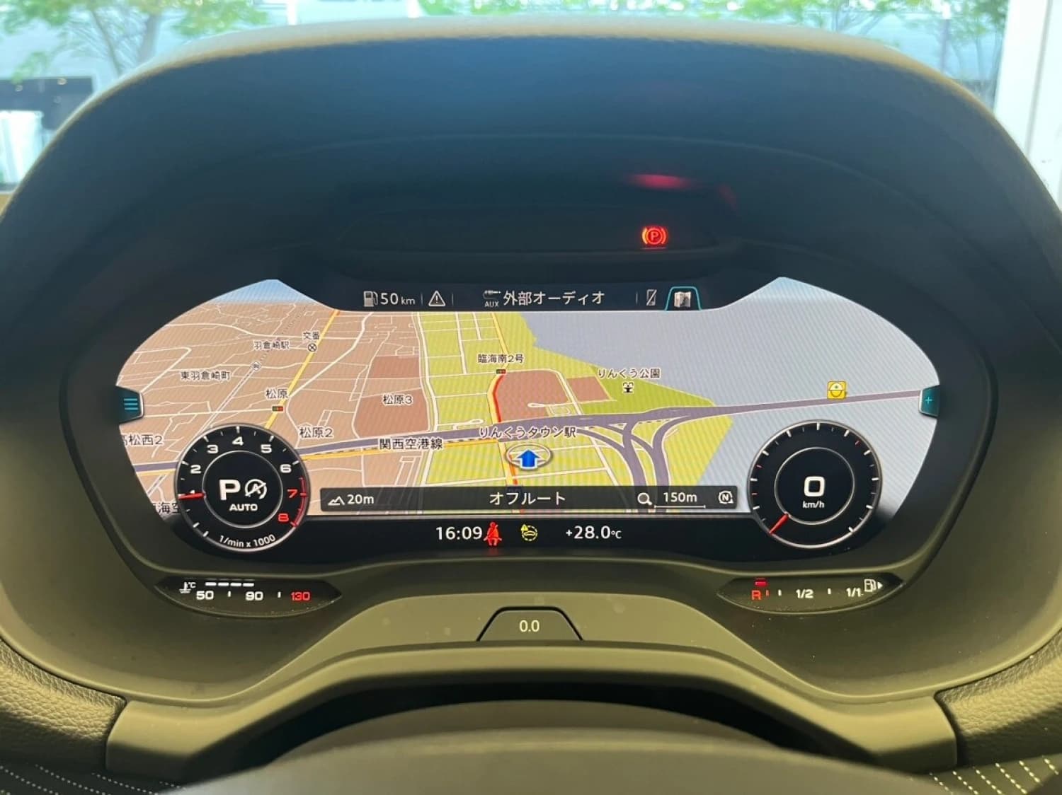 Audi Q2 35 TFSI S line - фото 13