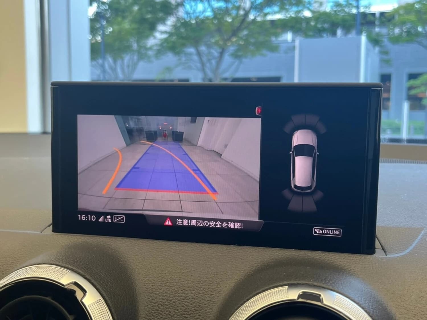 Audi Q2 35 TFSI S line - фото 14