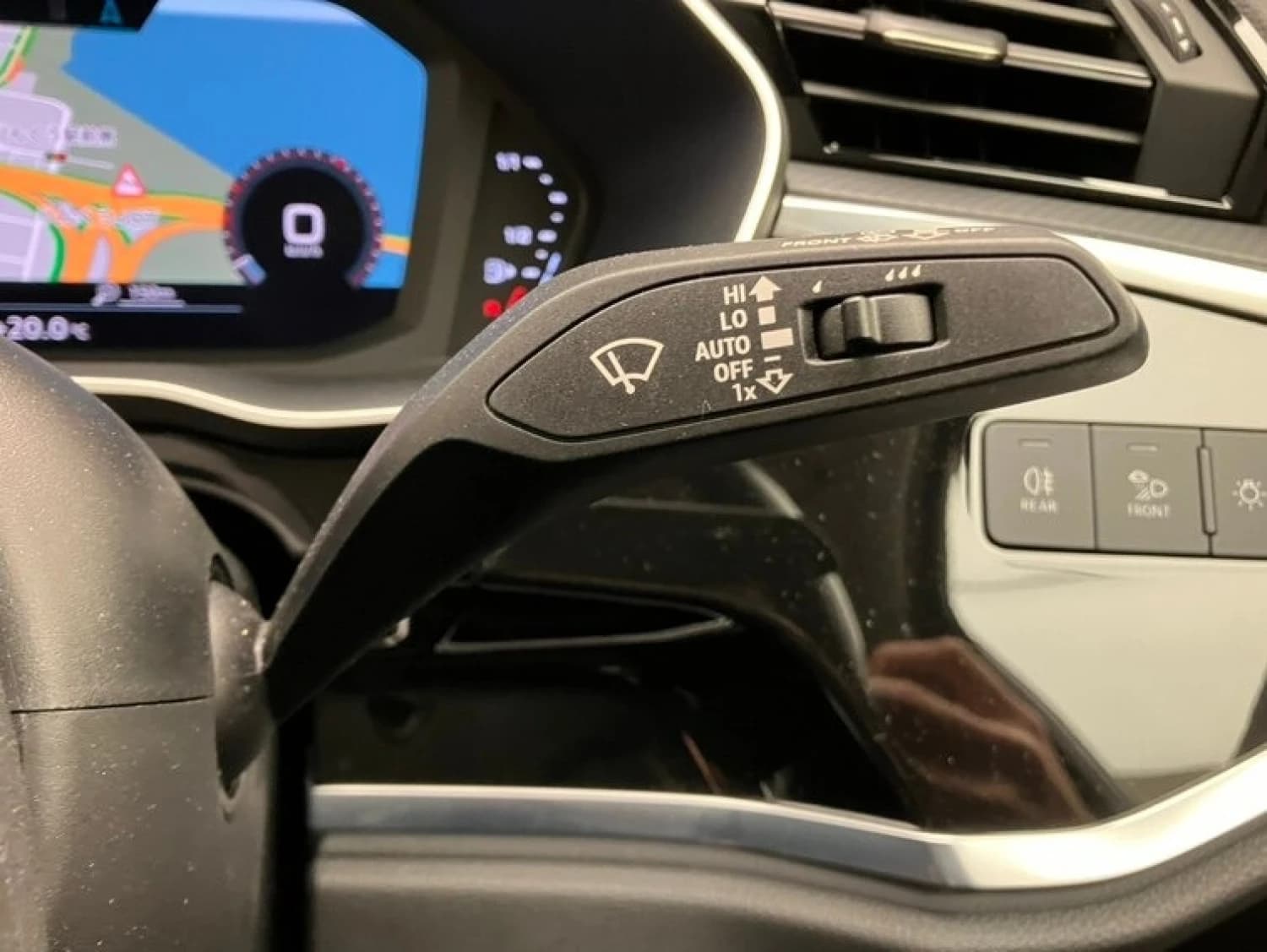 Audi Q3 35 TDI Quattro Advanced - фото 16