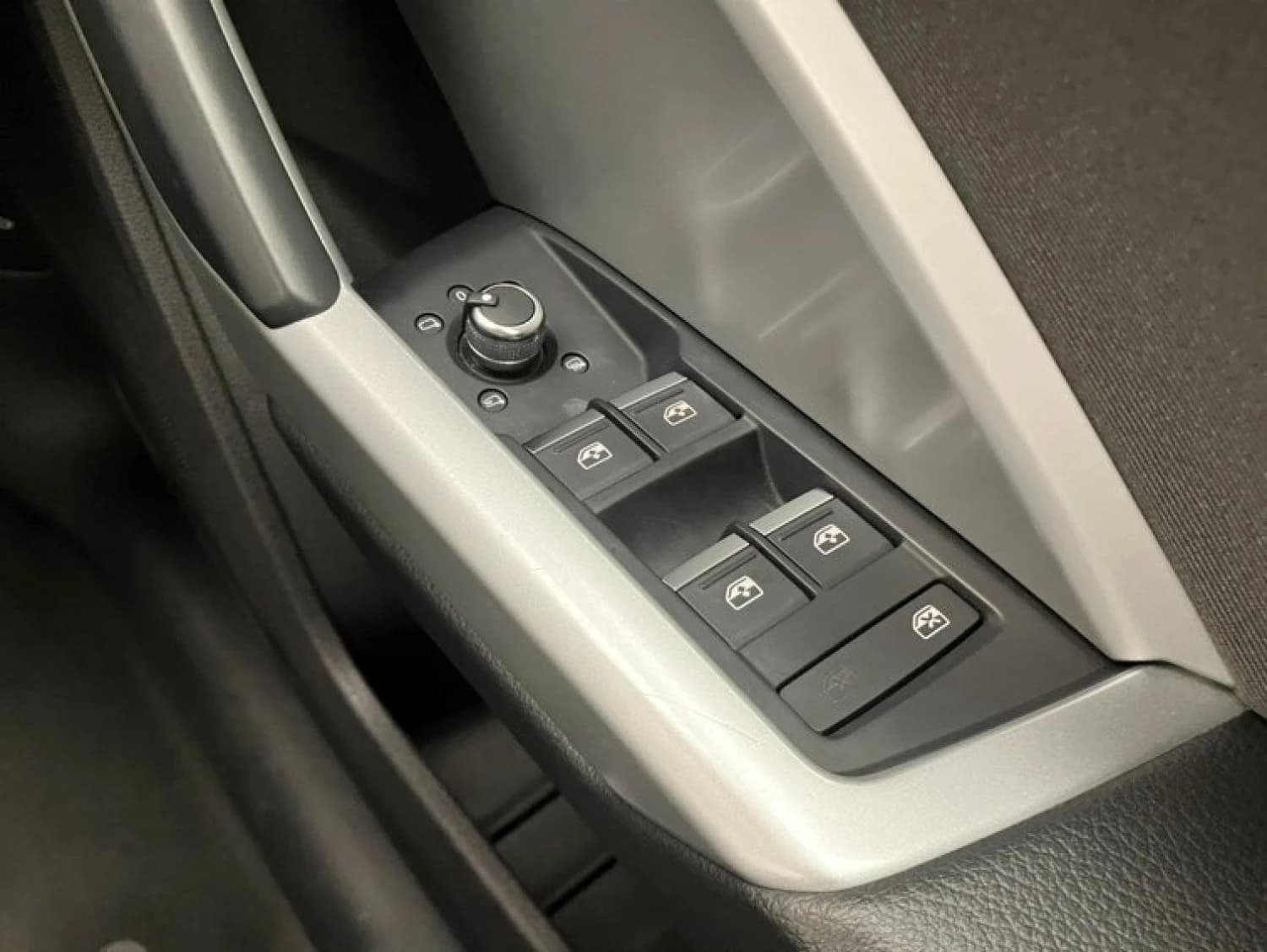 Audi Q3 35 TDI Quattro Advanced - фото 22