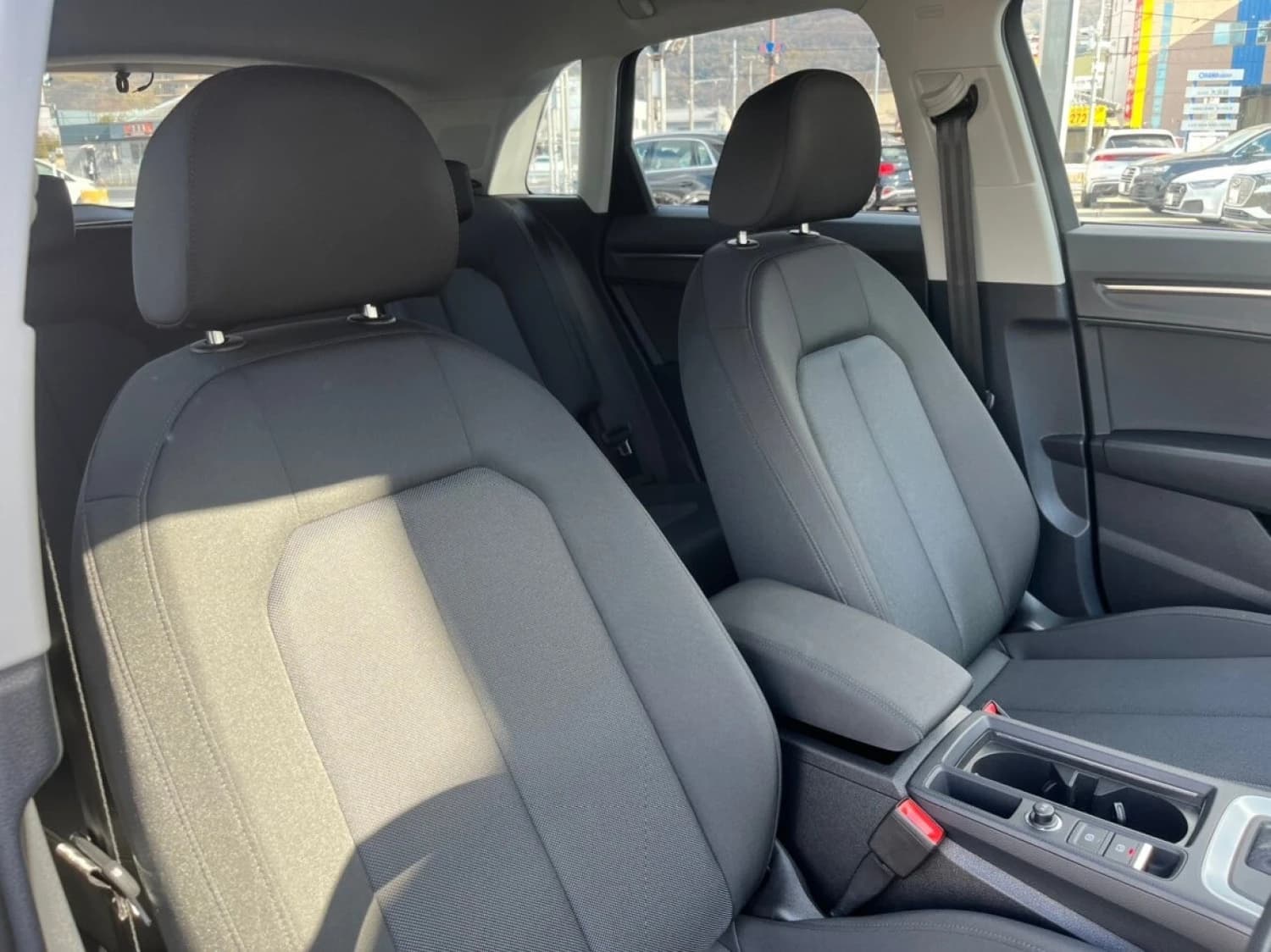 Audi Q3 35 TFSI Advanced - фото 2