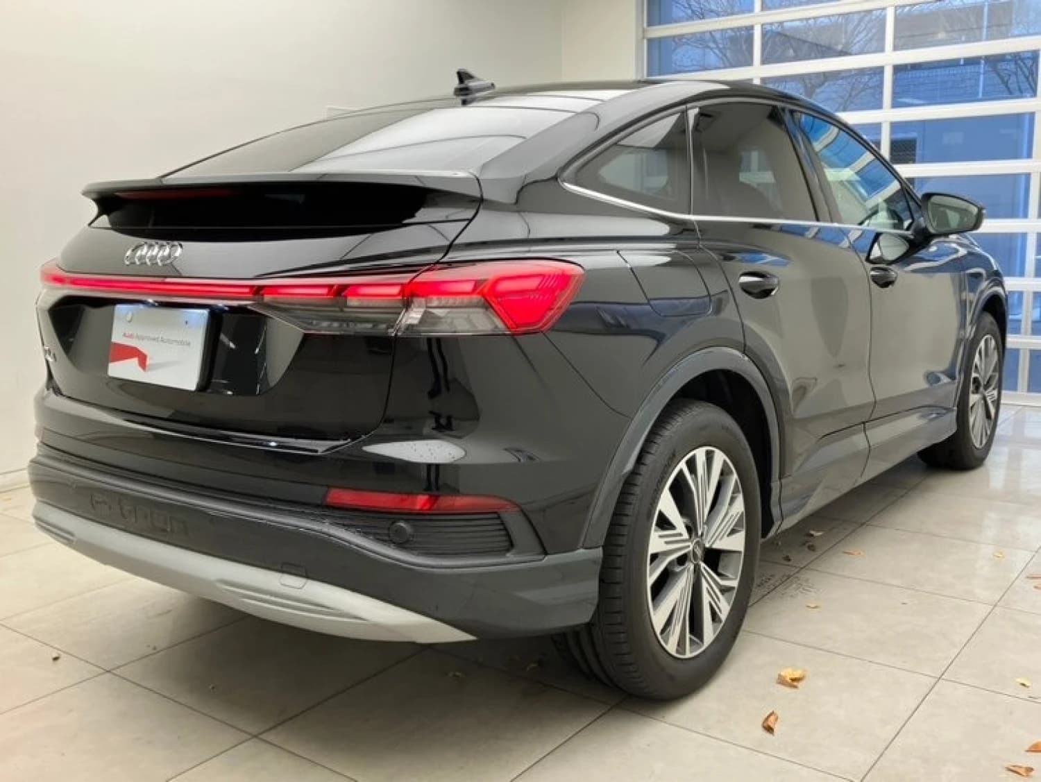 Audi Q4 Sportback e-tron 40 Advanced - фото 8