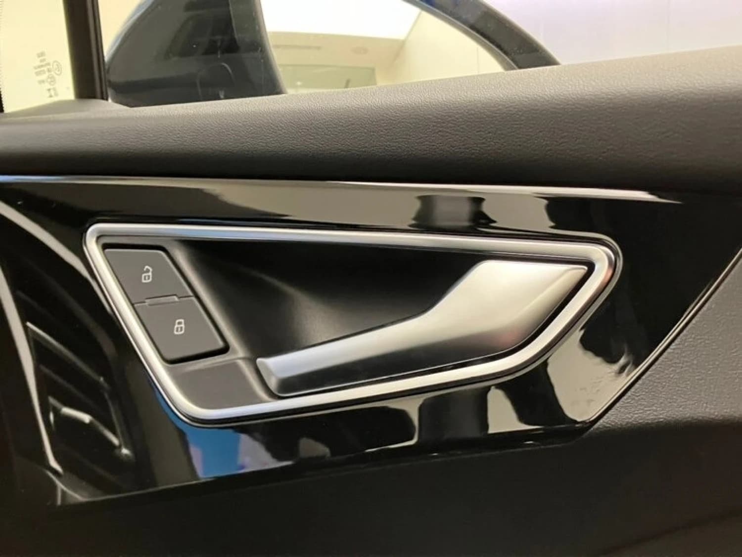 Audi Q4 Sportback e-tron 40 Advanced - фото 25