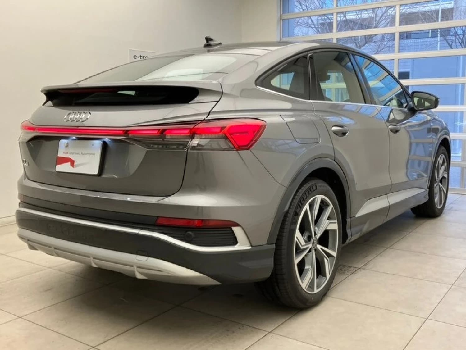 Audi Q4 Sportback e-tron 40 S line - фото 8