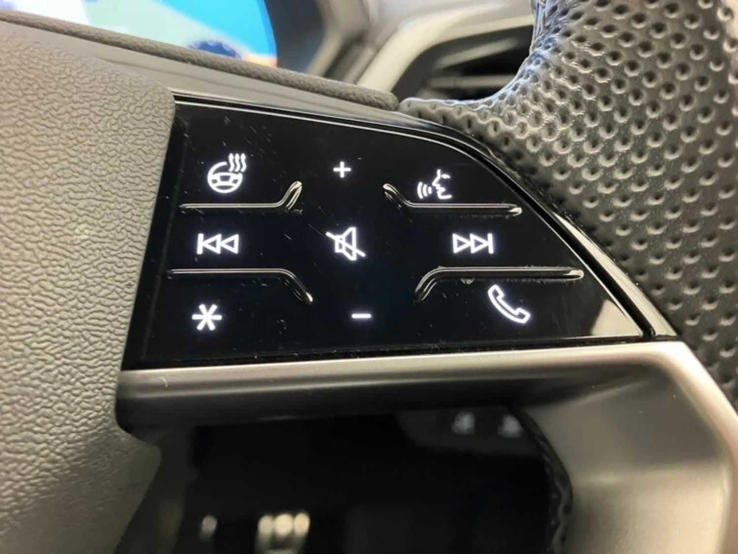 Audi Q4 Sportback e-tron 40 S line - фото 11