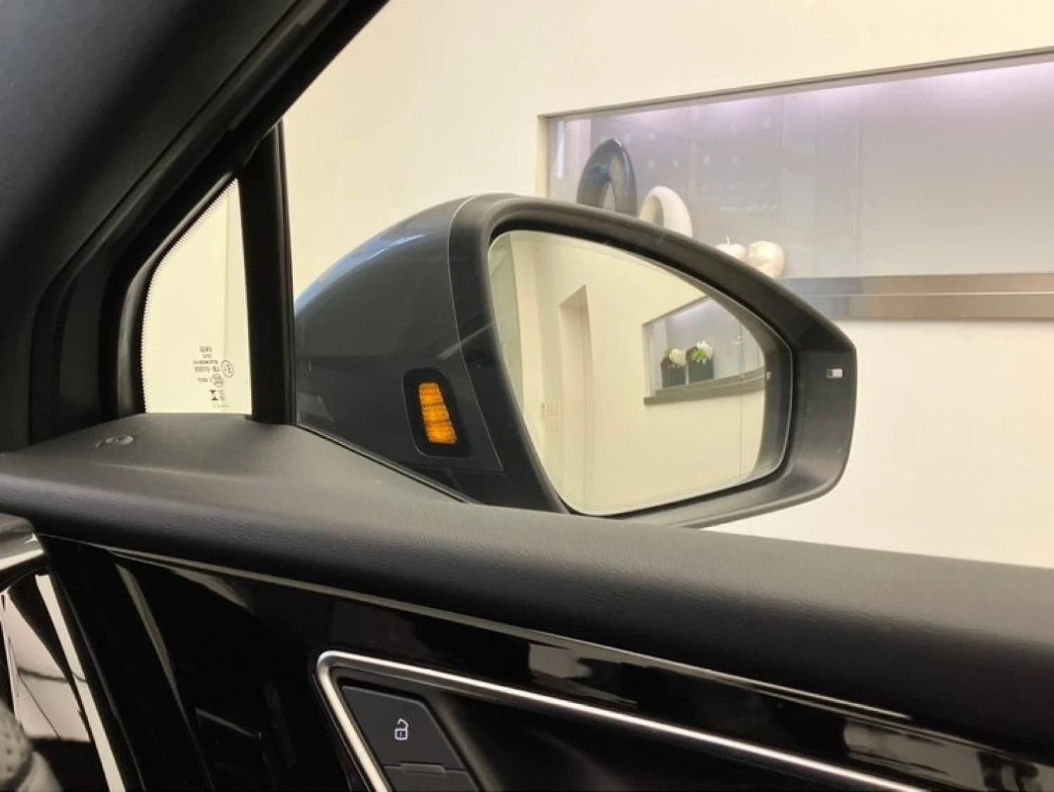 Audi Q4 Sportback e-tron 40 S line - фото 23