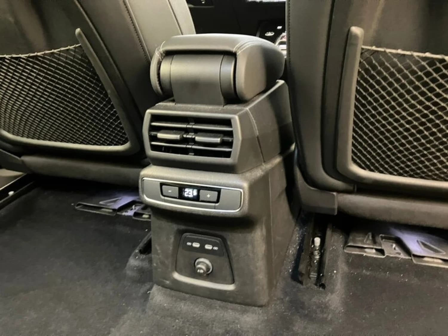 Audi Q4 Sportback e-tron 40 S line - фото 25