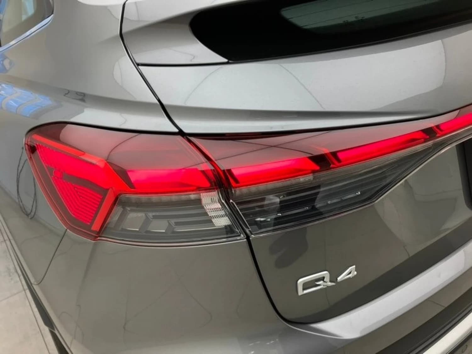 Audi Q4 Sportback e-tron 40 S line - фото 29