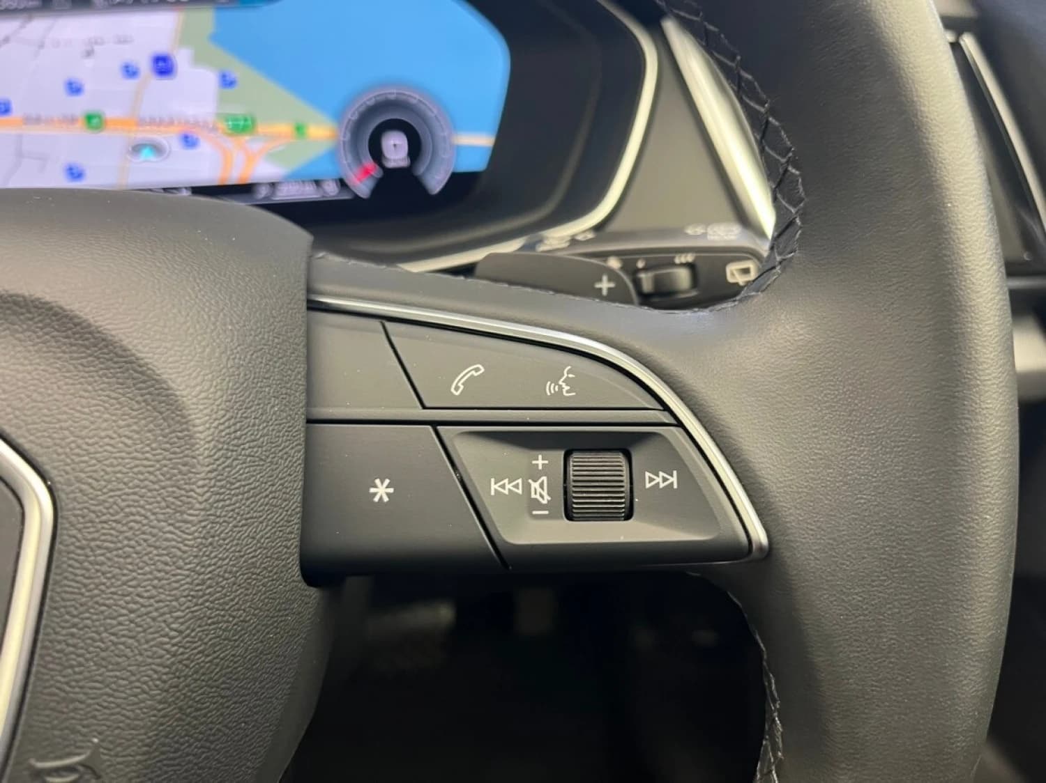 Audi Q5 Sportback 40 TDI Quattro Advanced - фото 11