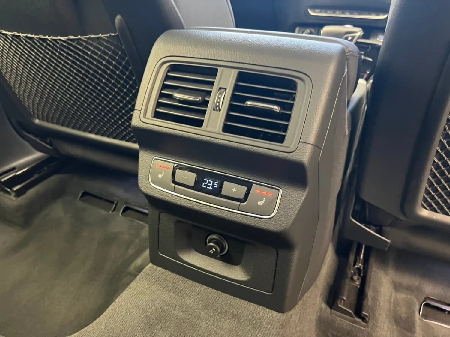 Audi Q5 Sportback 40 TDI Quattro Advanced - фото 25