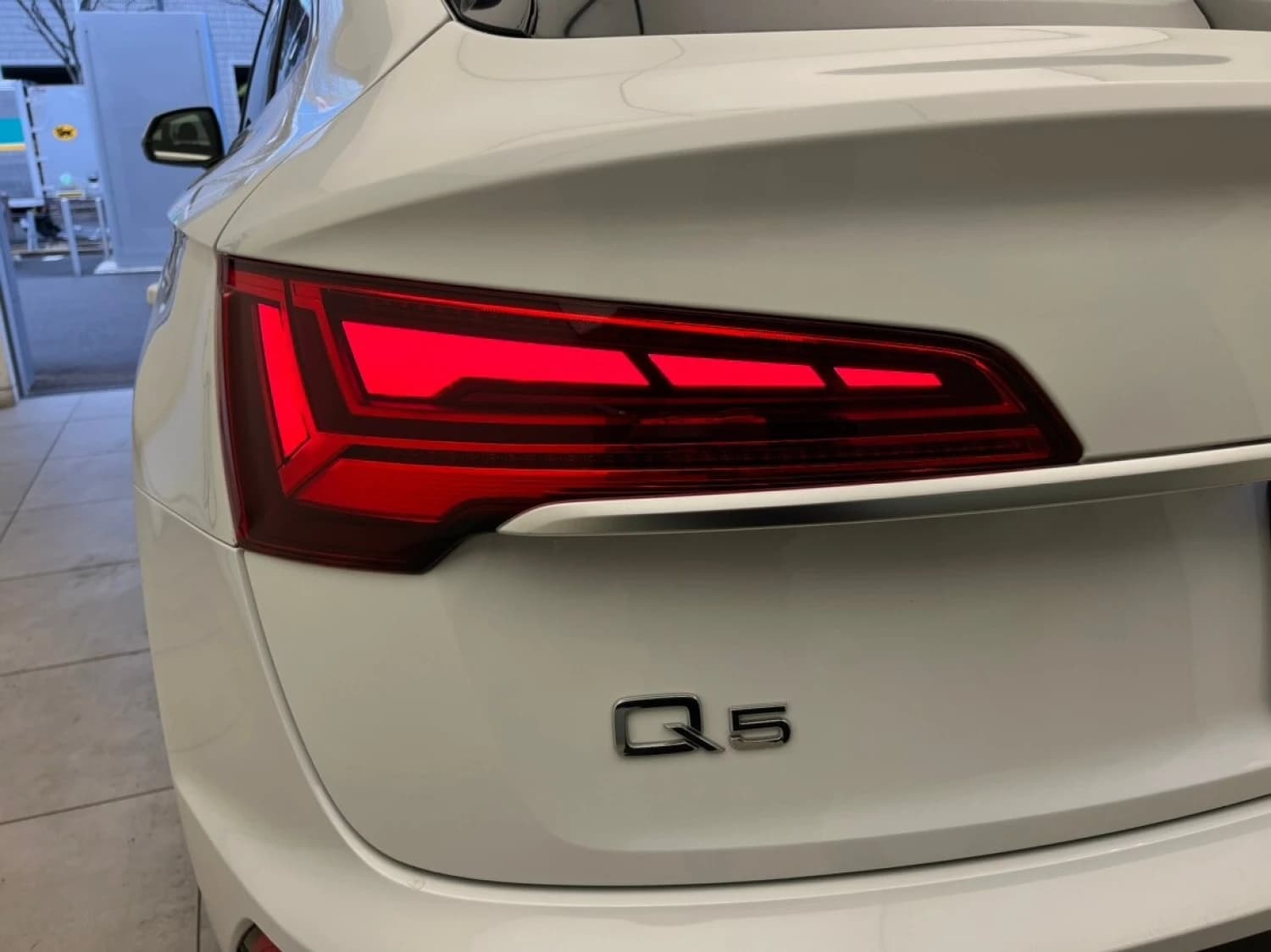 Audi Q5 Sportback 40 TDI Quattro Advanced - фото 30