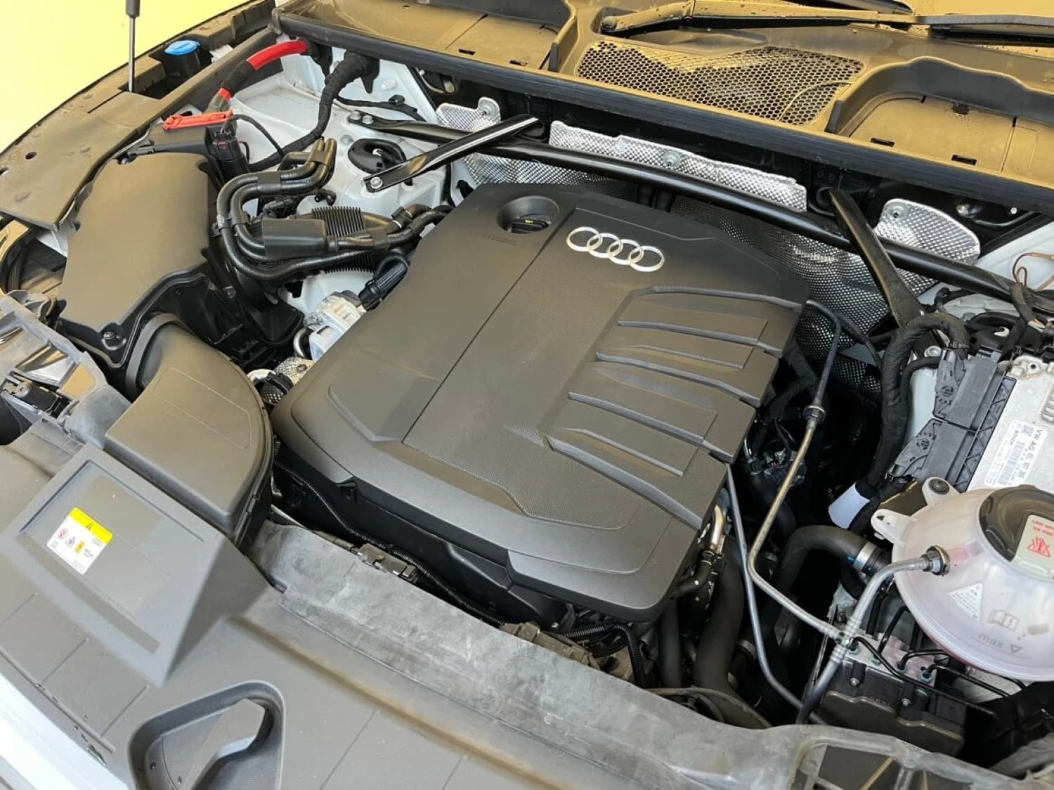 Audi Q5 Sportback 40 TDI Quattro Advanced - фото 32