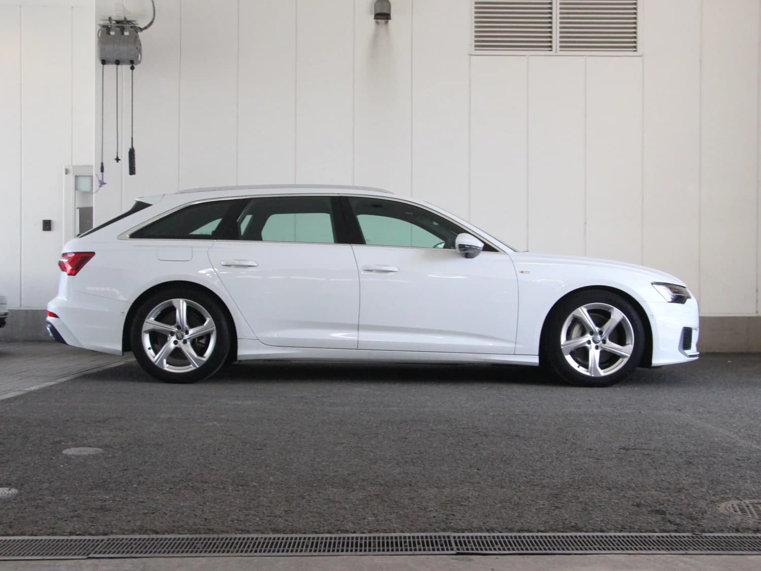 Audi A6 avant 45 TFSI Quattro S Line - фото 10