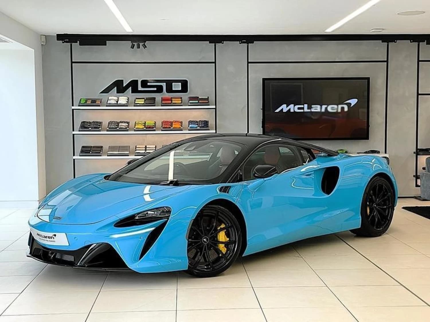 McLaren Artura PHEV 3.0 AMT - фото 7