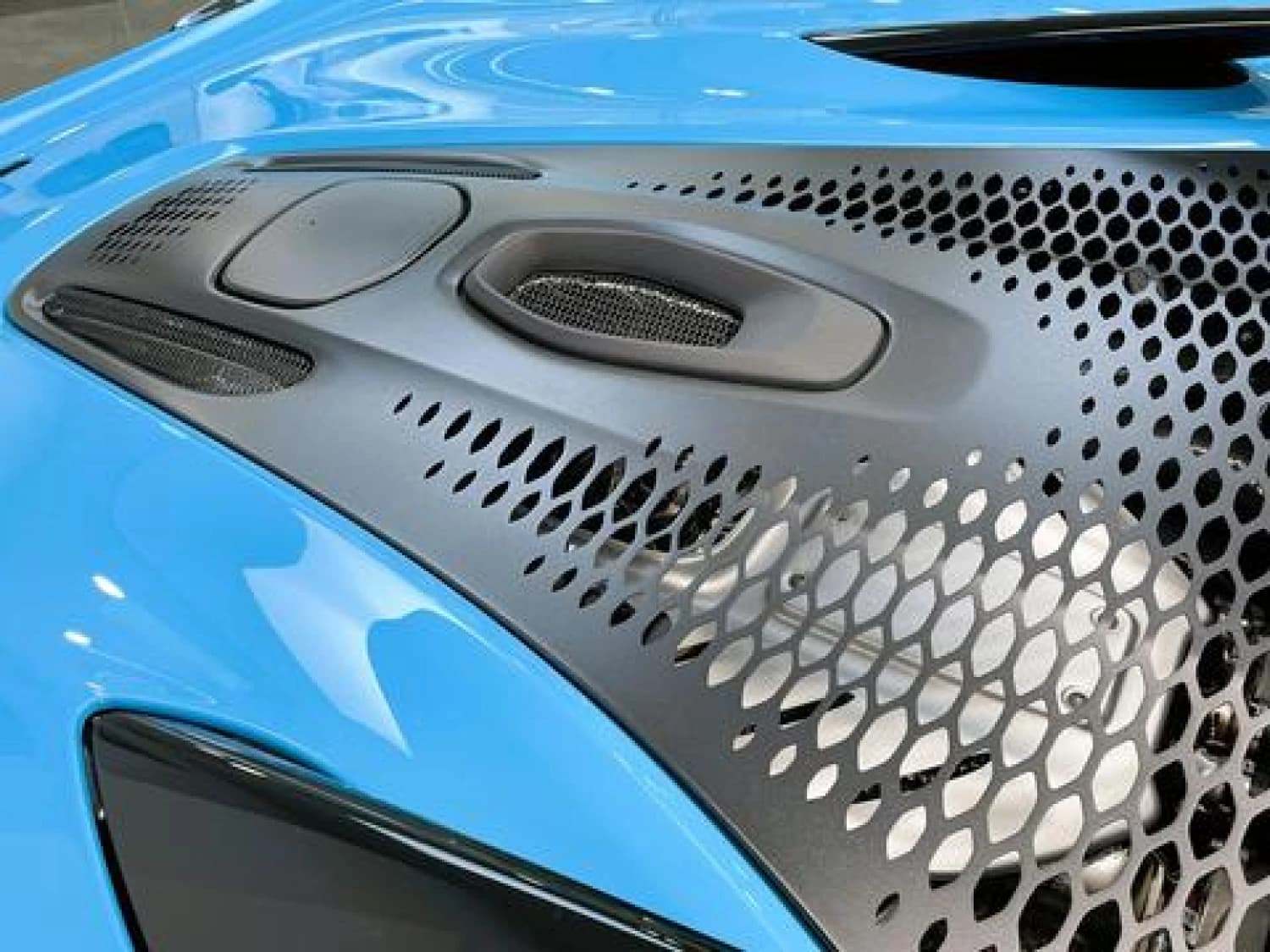 McLaren Artura PHEV 3.0 AMT - фото 39