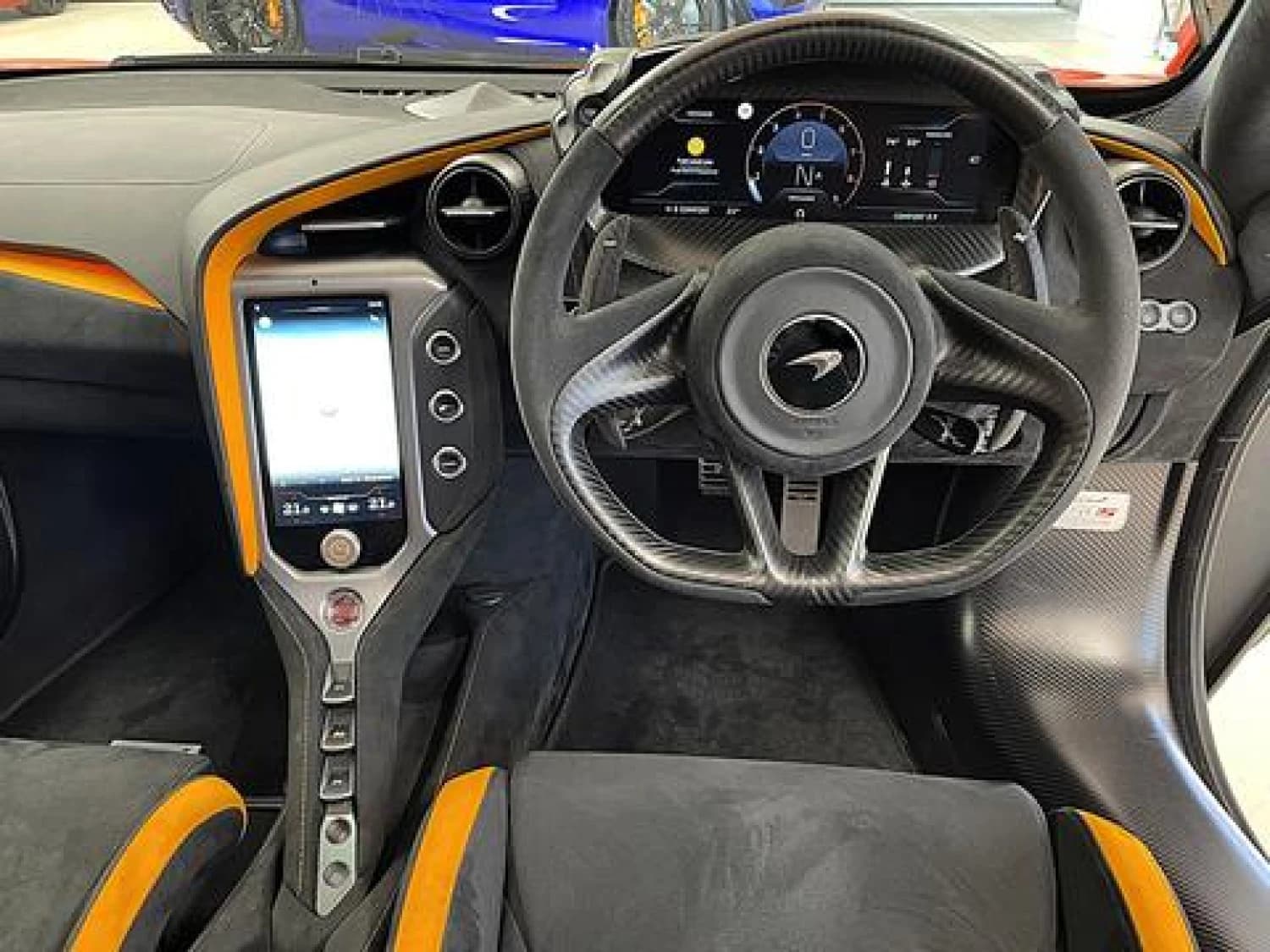 McLaren 750S - фото 18