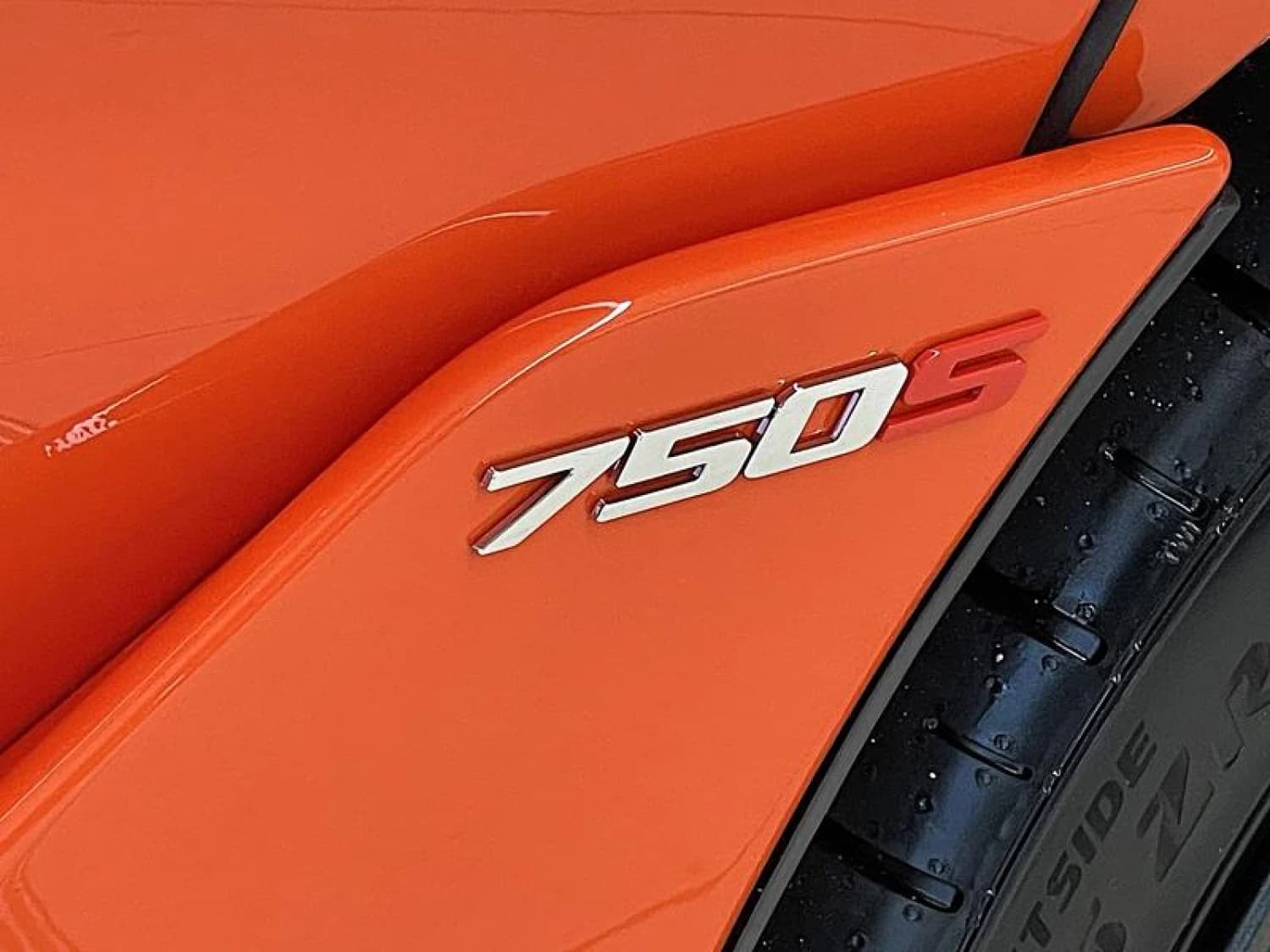 McLaren 750S - фото 36