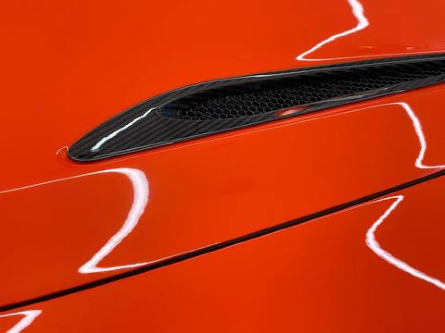 McLaren 750S - фото 39