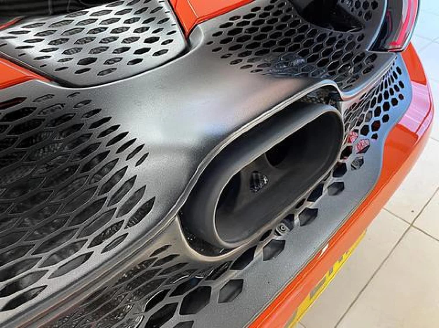 McLaren 750S - фото 40