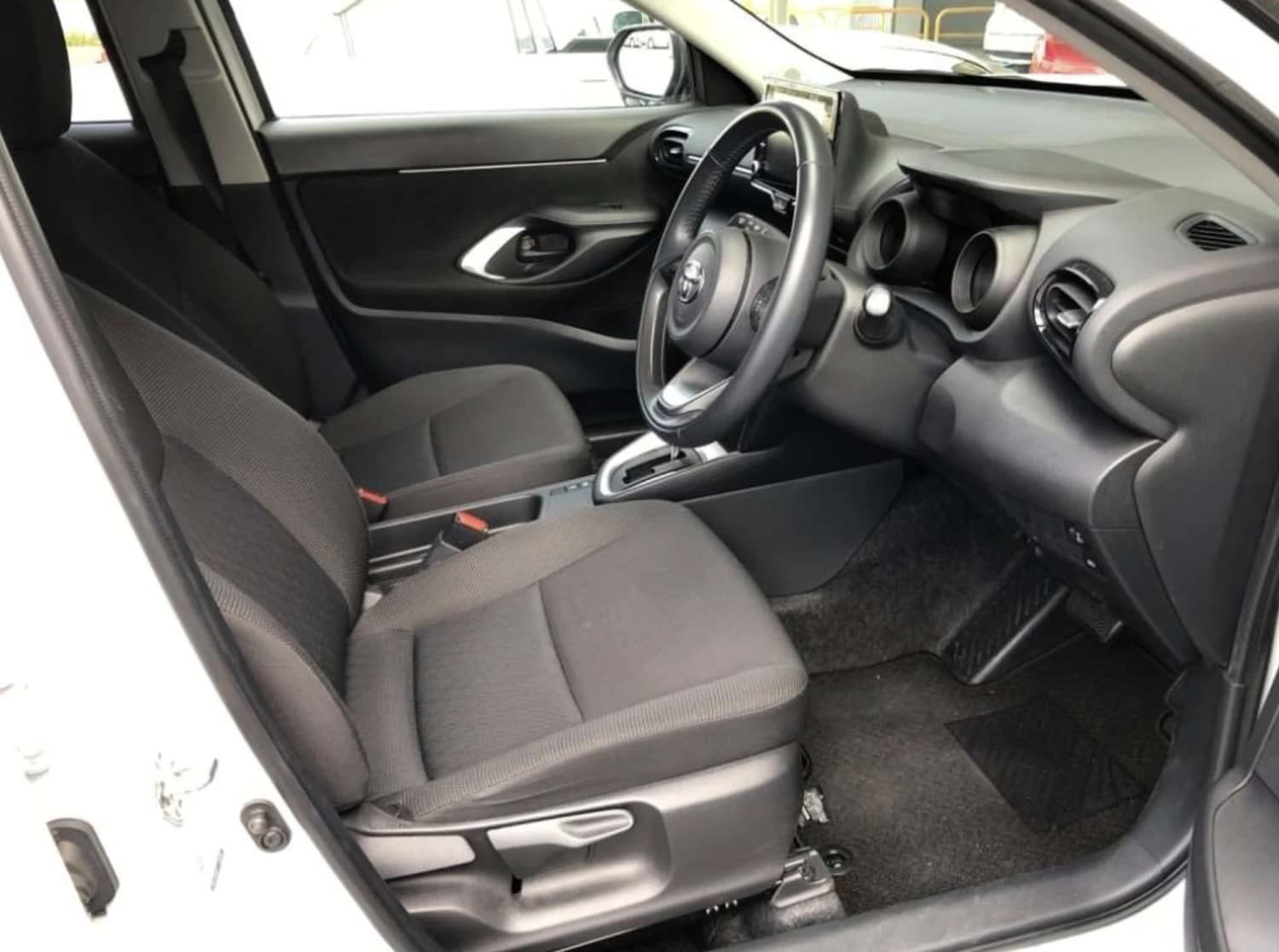 Toyota Yaris Cross G - фото 6