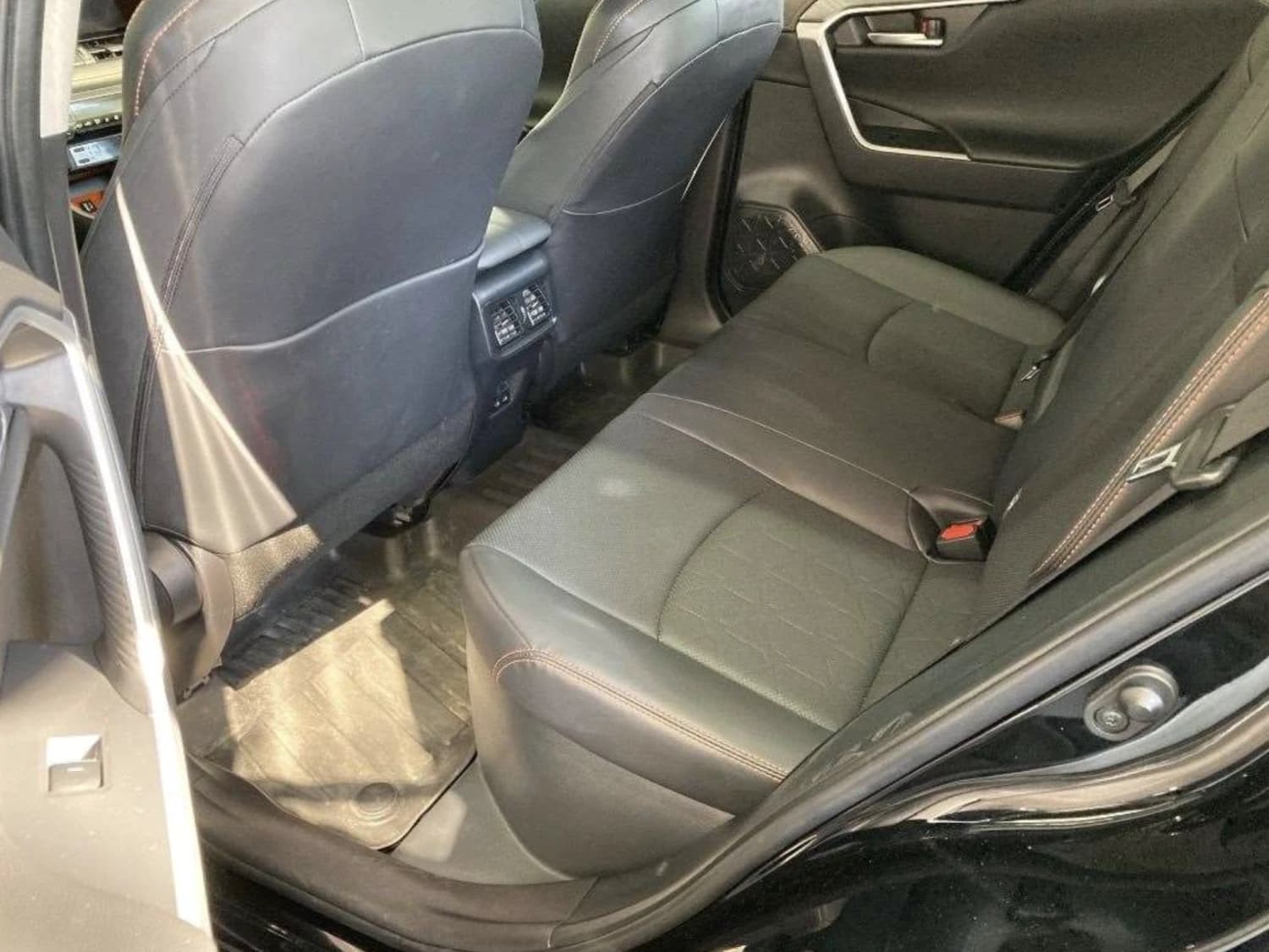 Toyota RAV4 Adventure Off-Road Package II - фото 3