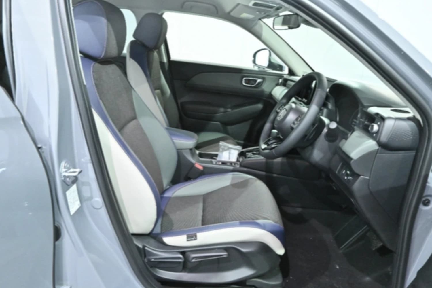 Honda Vezel e:HEV X 4WD - фото 6