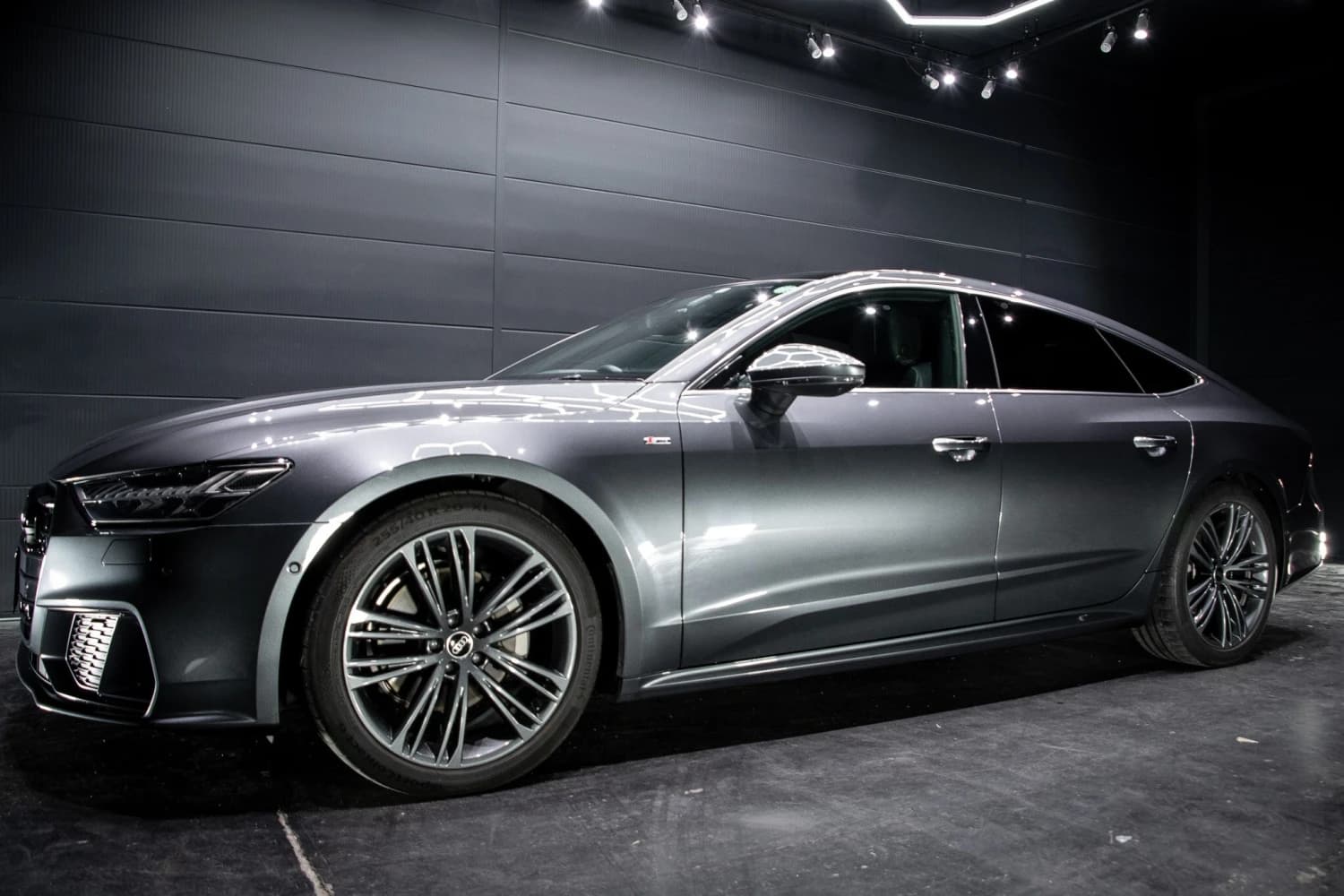Audi A7 sportback 45 TFSI Quattro S Line - фото 15