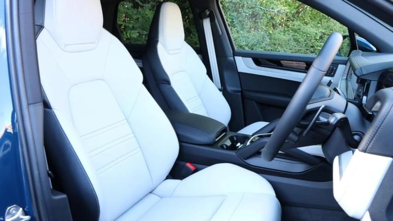 Porsche Cayenne S E-Hybrid - фото 2