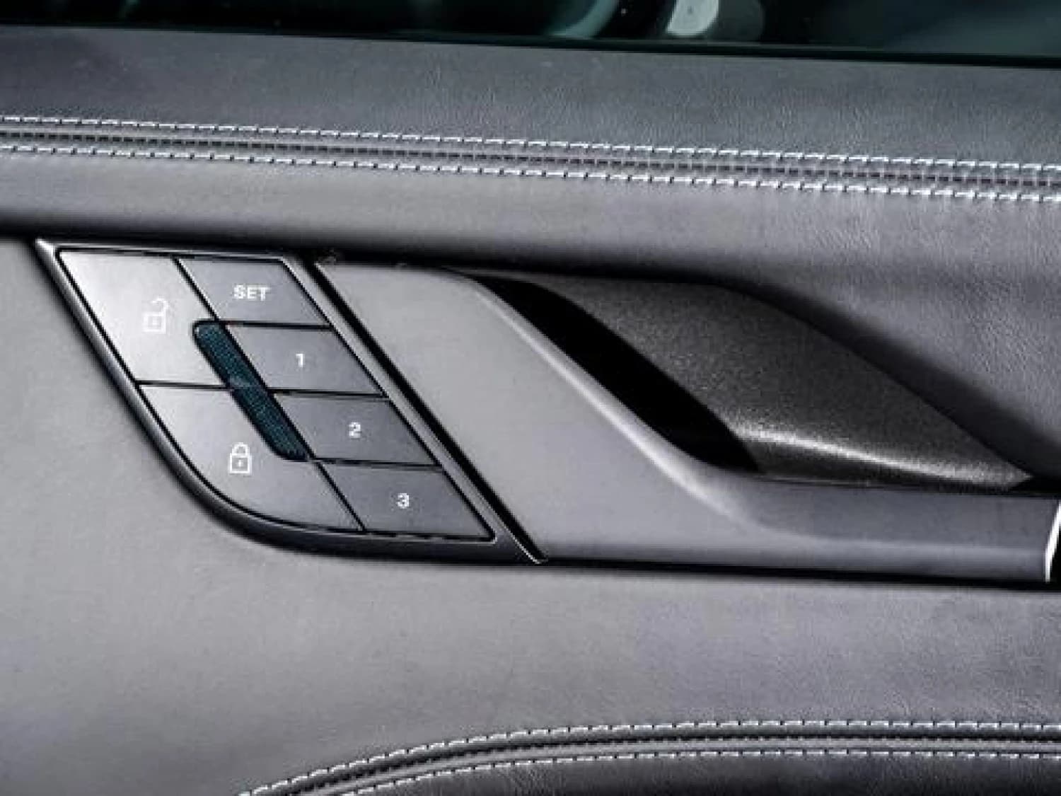 Porsche 911 T-Hybrid 992 Carrera GTS PDK - фото 44