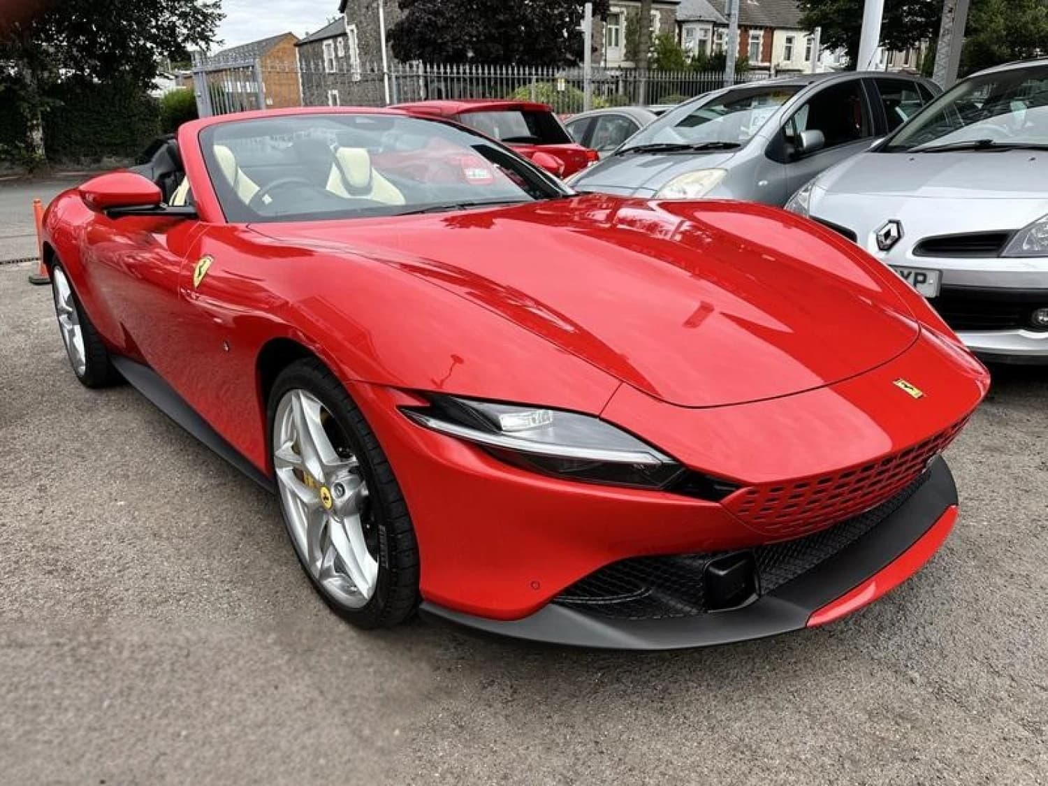 Ferrari Roma V8 Spider F1 DCT